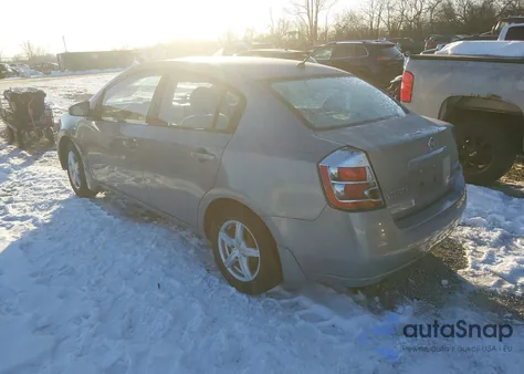 2007 Nissan Sentra 2.0S z USA, uszkodzony, nr VIN 3N1AB61E47L654981
